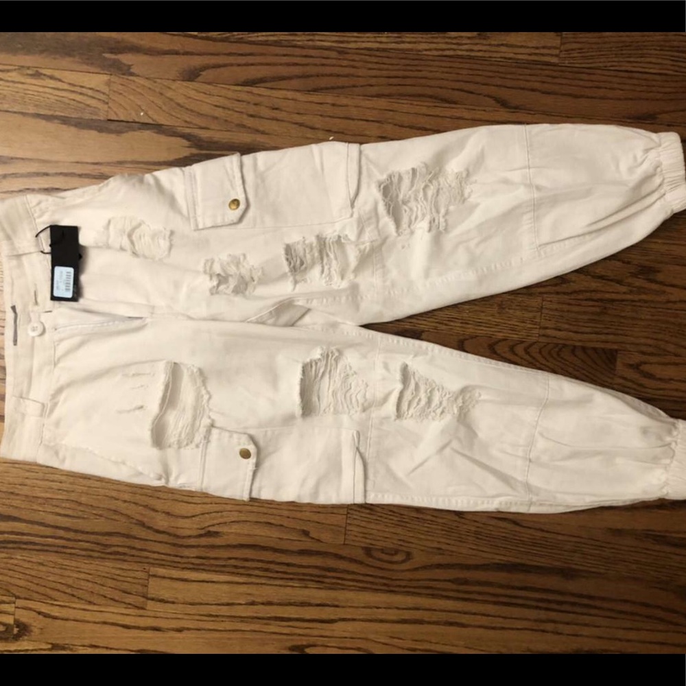 LF pants never worn but so so so cute!